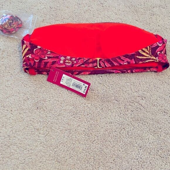 Xhilaration Bathing Suit Top Floral Small Sz 2 NWT - Picture 2 of 2